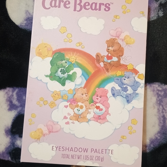 Care Bears Pastel Eyeshadow Palette - Picture 3 of 3